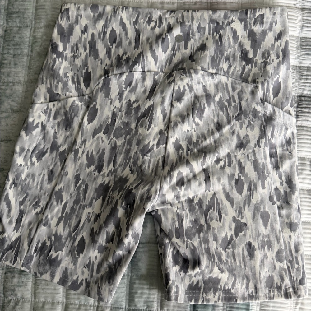 RBX Gray Patterned Women's Squat Proof Bike Shorts with Pockets